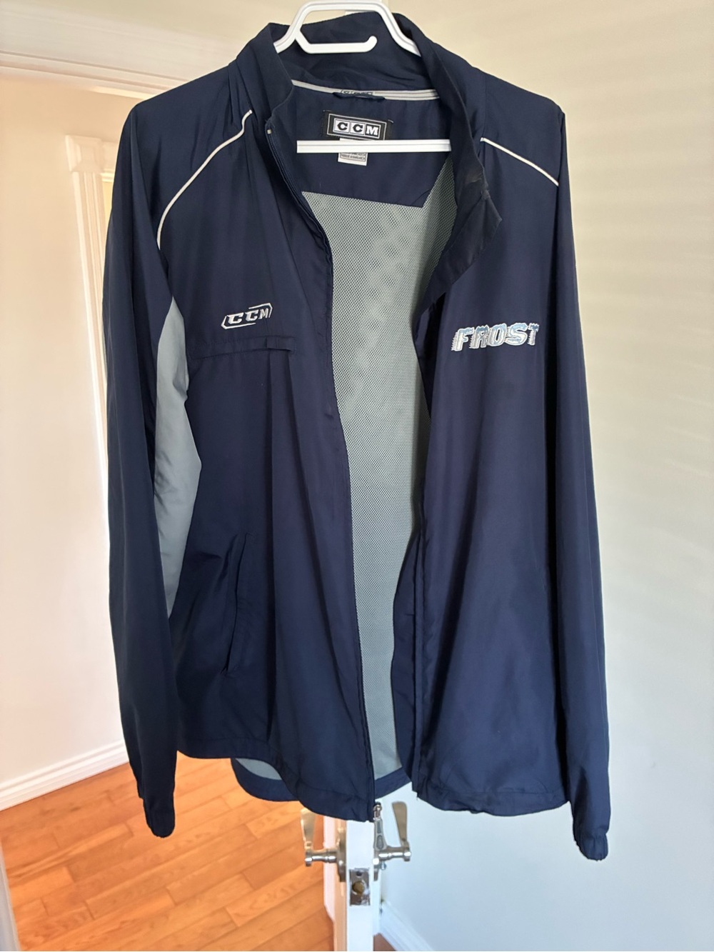 CCM Men’s Navy Frost Lightweight Jacket